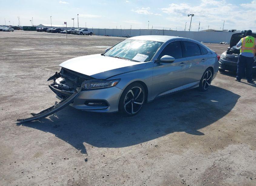 Photo 2 of 2018 Honda Accord SPORT (VIN 1HGCV1F37JA150691)