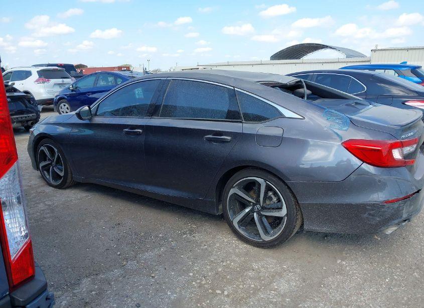 Photo 14 of 2018 Honda Accord SPORT (VIN 1HGCV1F37JA163201)