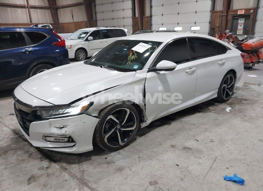 Photo 2 of 2018 Honda Accord SPORT (VIN 1HGCV1F37JA170732)