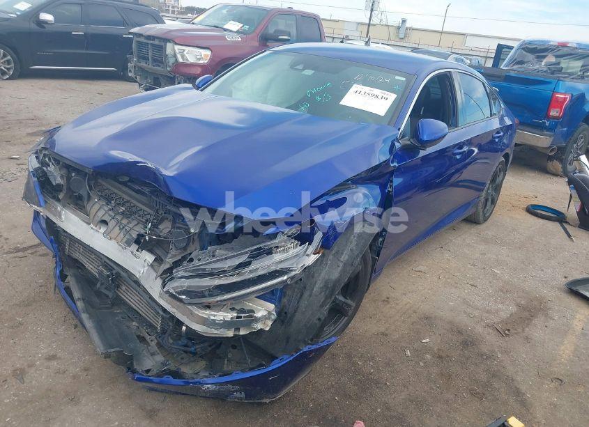 Photo 2 of 2018 Honda Accord SPORT (VIN 1HGCV1F37JA179169)