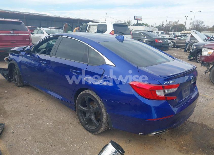 Photo 3 of 2018 Honda Accord SPORT (VIN 1HGCV1F37JA179169)