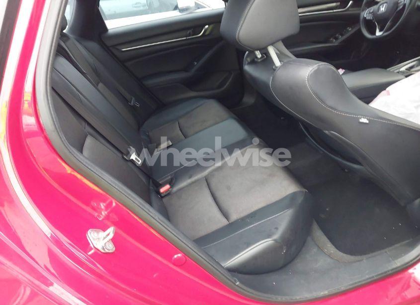 Photo 8 of 2018 Honda Accord SPORT (VIN 1HGCV1F37JA186994)