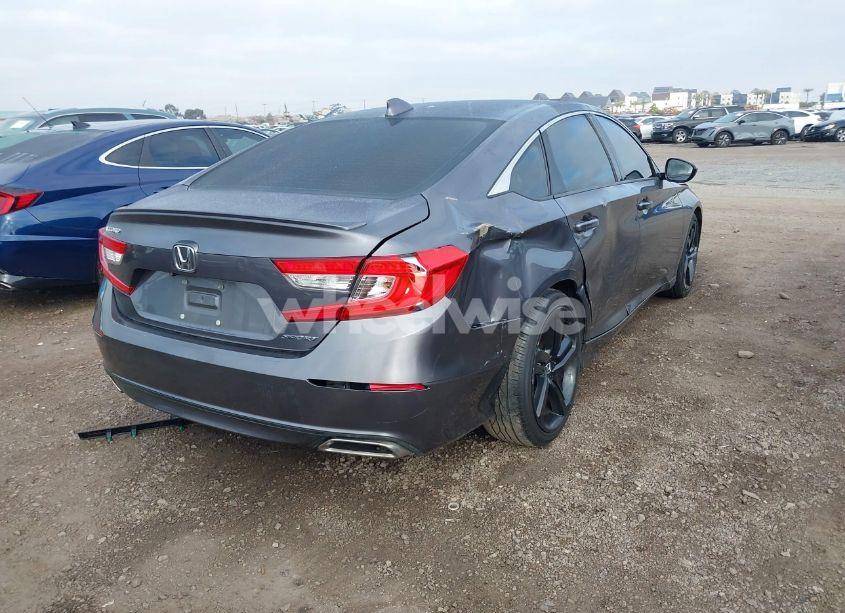 Photo 4 of 2018 Honda Accord SPORT (VIN 1HGCV1F37JA191354)