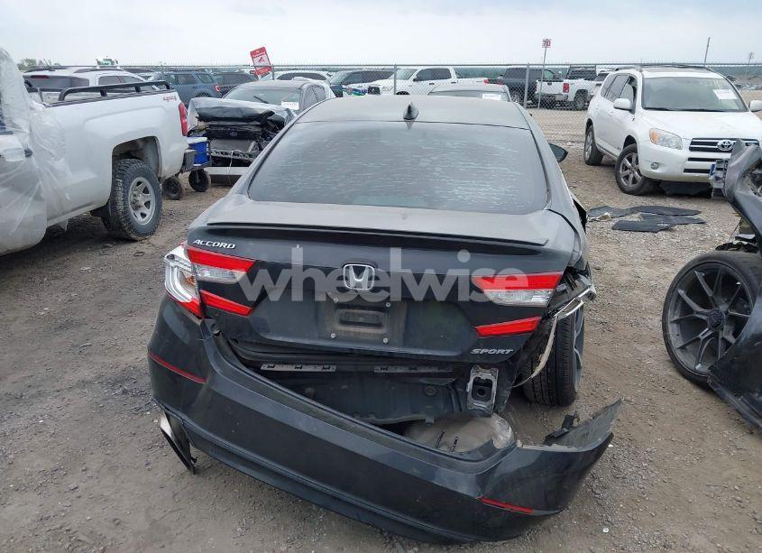 Photo 16 of 2018 Honda Accord SPORT (VIN 1HGCV1F37JA221971)