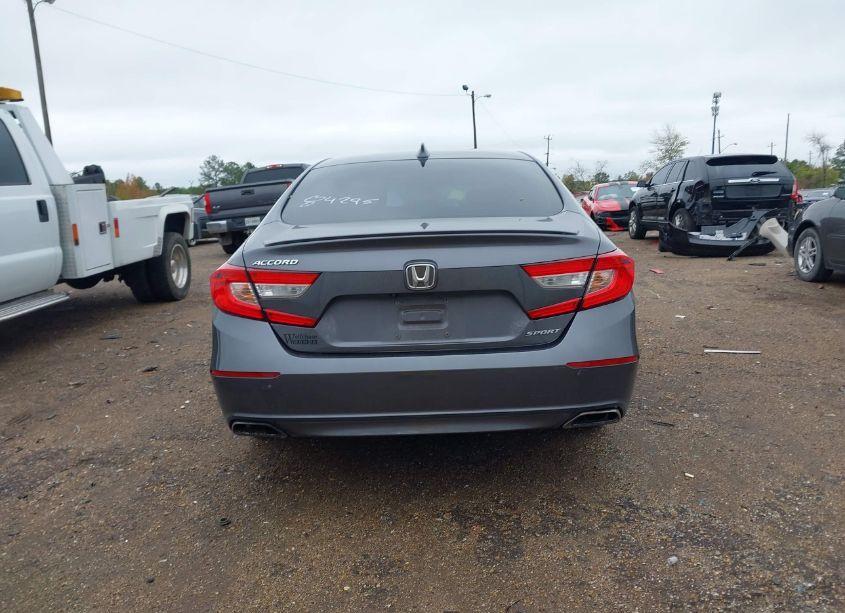 Photo 16 of 2018 Honda Accord SPORT (VIN 1HGCV1F37JA228855)