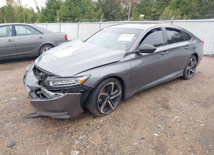 Photo 2 of 2018 Honda Accord SPORT (VIN 1HGCV1F37JA228855)