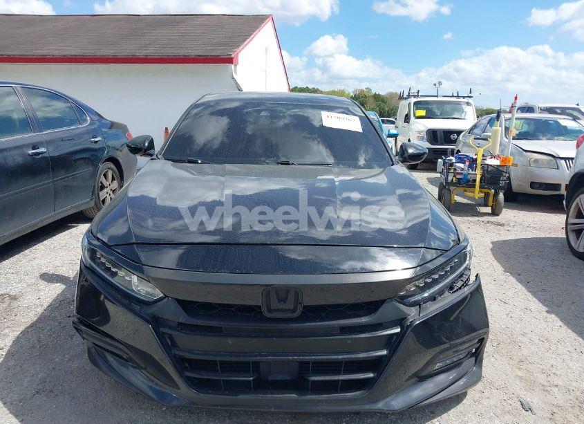 Photo 11 of 2018 Honda Accord SPORT (VIN 1HGCV1F37JA243209)