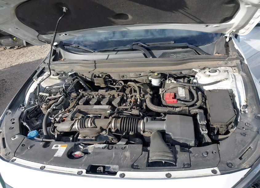 Photo 10 of 2018 Honda Accord SPORT (VIN 1HGCV1F37JA249897)