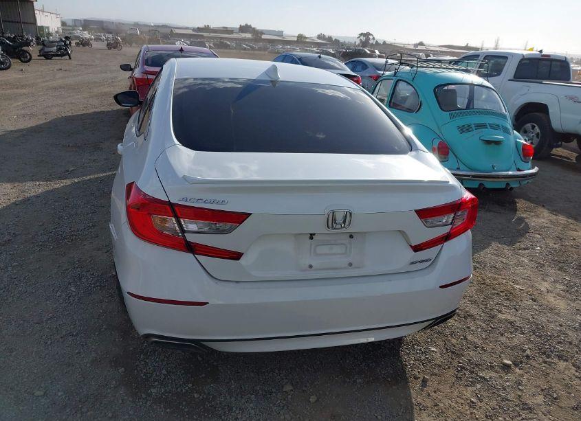 Photo 16 of 2018 Honda Accord SPORT (VIN 1HGCV1F37JA249897)