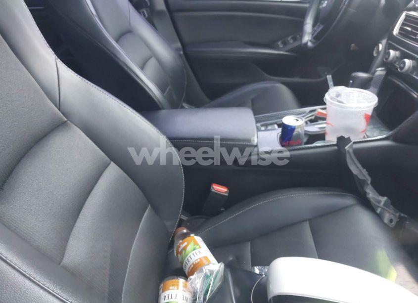 Photo 5 of 2018 Honda Accord SPORT (VIN 1HGCV1F37JA255828)