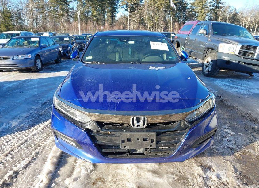 Photo 12 of 2018 Honda Accord SPORT (VIN 1HGCV1F37JA264822)
