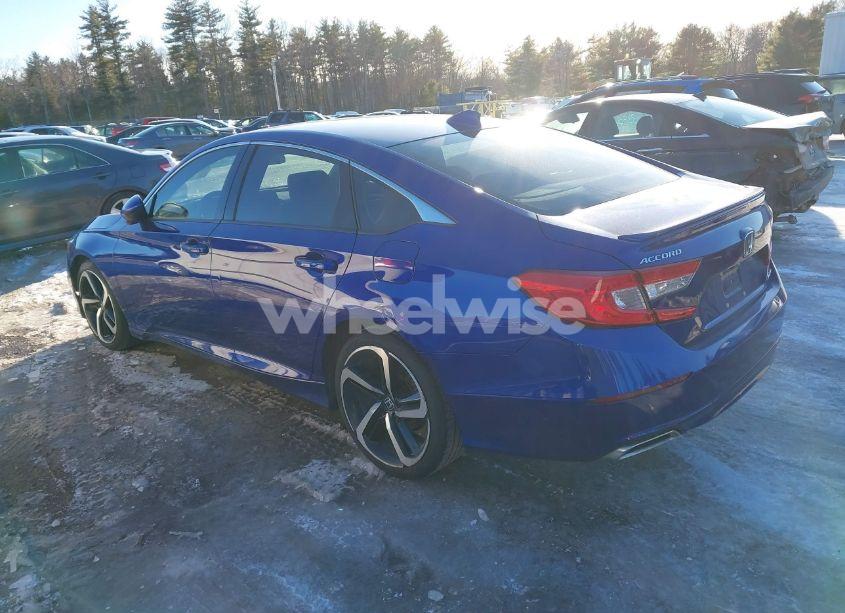 Photo 3 of 2018 Honda Accord SPORT (VIN 1HGCV1F37JA264822)