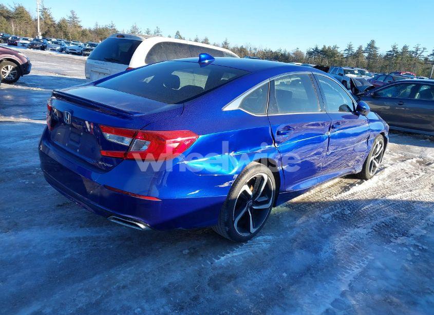 Photo 4 of 2018 Honda Accord SPORT (VIN 1HGCV1F37JA264822)