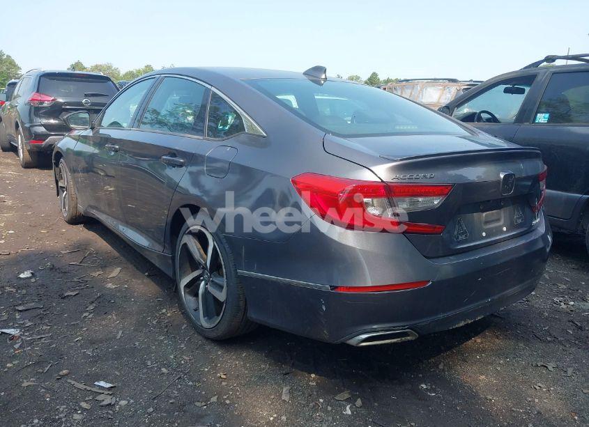 Photo 3 of 2019 Honda Accord SPORT (VIN 1HGCV1F37KA004163)