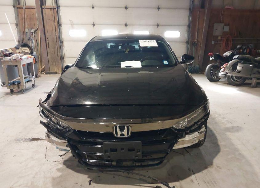 Photo 13 of 2019 Honda Accord SPORT (VIN 1HGCV1F37KA012750)