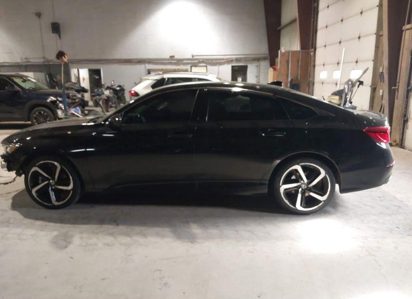 Photo 15 of 2019 Honda Accord SPORT (VIN 1HGCV1F37KA012750)