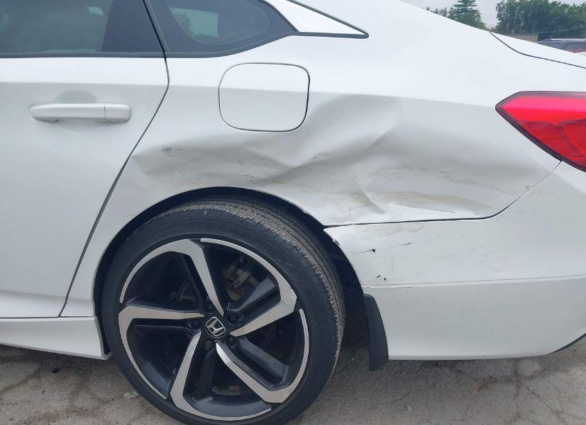 Photo 6 of 2019 Honda Accord SPORT (VIN 1HGCV1F37KA019181)