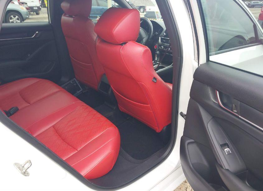 Photo 8 of 2019 Honda Accord SPORT (VIN 1HGCV1F37KA019181)