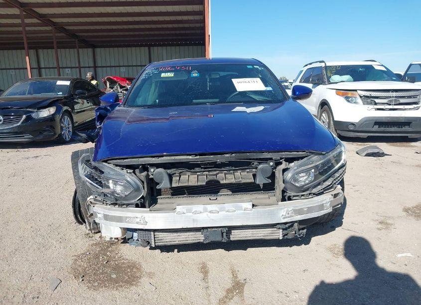 Photo 13 of 2019 Honda Accord SPORT (VIN 1HGCV1F37KA045716)