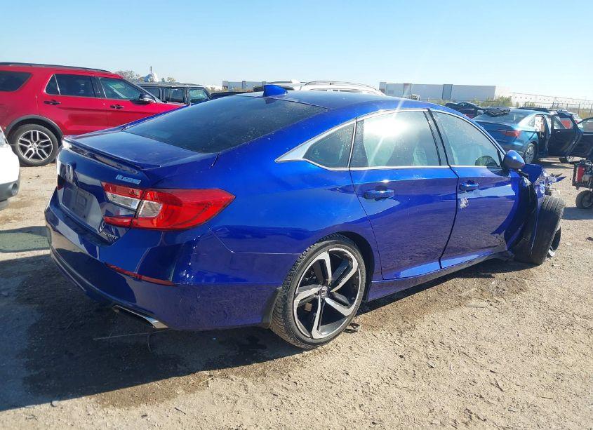 Photo 4 of 2019 Honda Accord SPORT (VIN 1HGCV1F37KA045716)