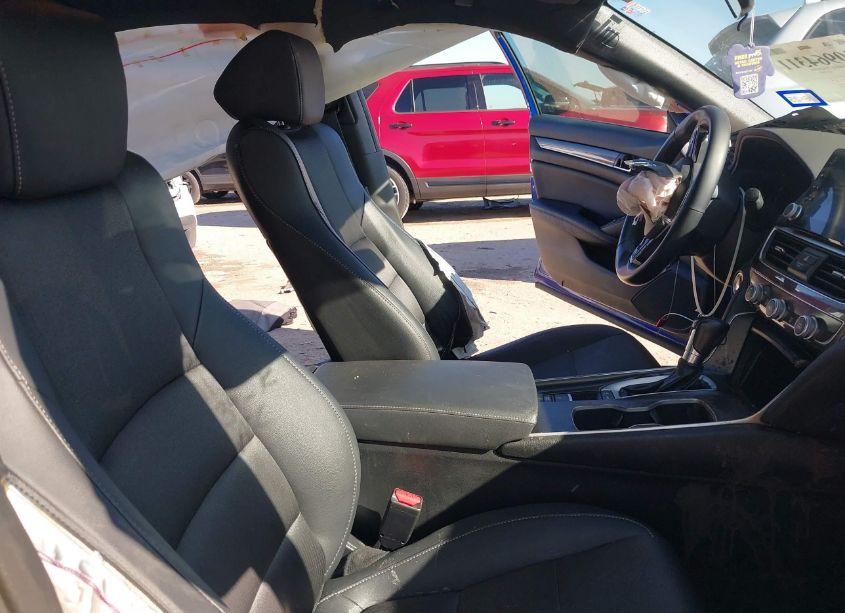 Photo 5 of 2019 Honda Accord SPORT (VIN 1HGCV1F37KA045716)