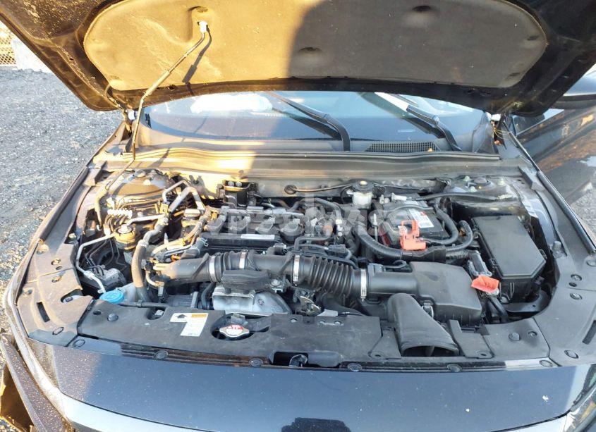Photo 10 of 2019 Honda Accord SPORT (VIN 1HGCV1F37KA057803)