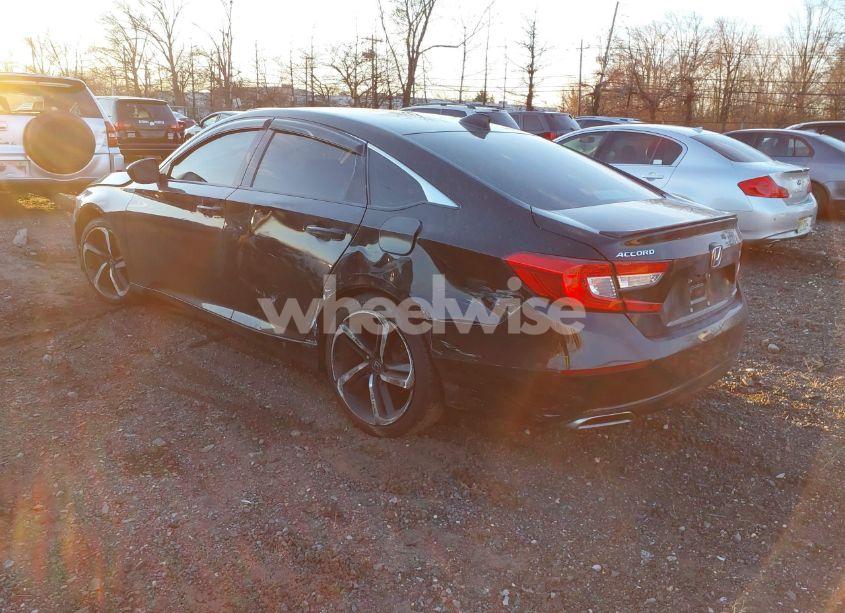 Photo 3 of 2019 Honda Accord SPORT (VIN 1HGCV1F37KA057803)