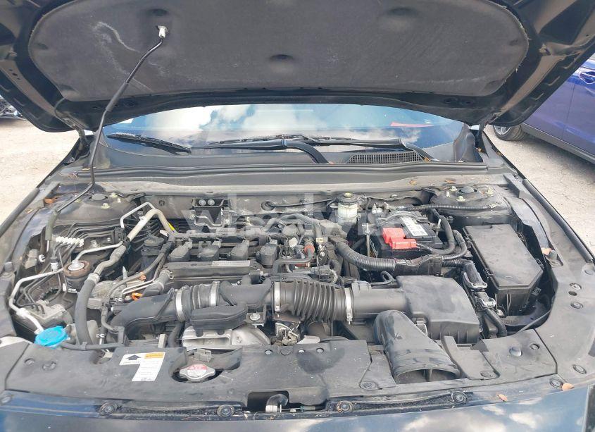 Photo 10 of 2019 Honda Accord SPORT (VIN 1HGCV1F37KA062368)