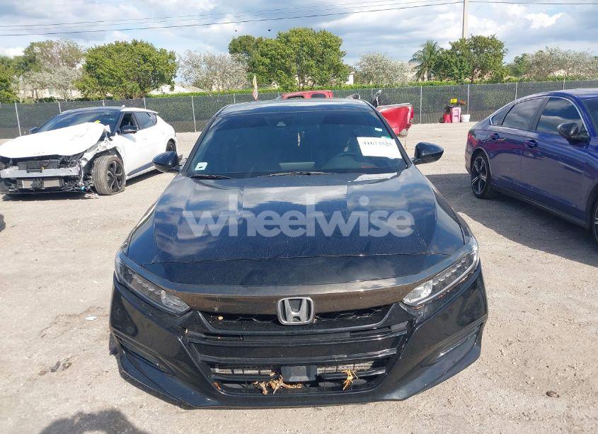 Photo 12 of 2019 Honda Accord SPORT (VIN 1HGCV1F37KA062368)