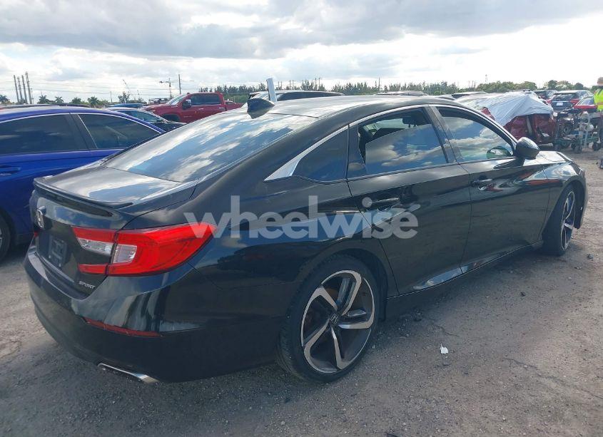 Photo 4 of 2019 Honda Accord SPORT (VIN 1HGCV1F37KA062368)