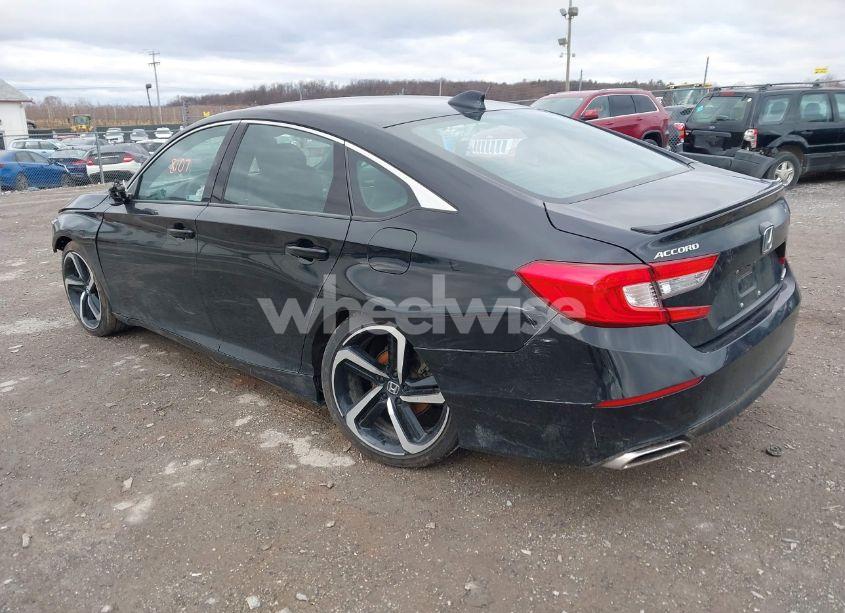 Photo 3 of 2019 Honda Accord SPORT (VIN 1HGCV1F37KA090686)