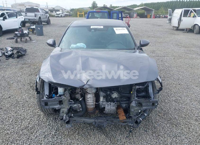 Photo 13 of 2019 Honda Accord SPORT (VIN 1HGCV1F37KA142107)