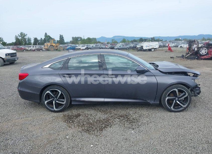 Photo 14 of 2019 Honda Accord SPORT (VIN 1HGCV1F37KA142107)