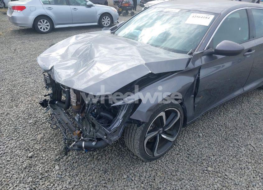 Photo 18 of 2019 Honda Accord SPORT (VIN 1HGCV1F37KA142107)