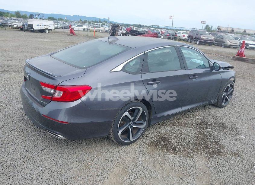 Photo 4 of 2019 Honda Accord SPORT (VIN 1HGCV1F37KA142107)