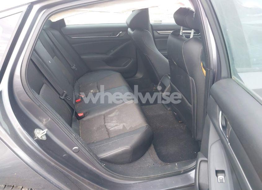 Photo 8 of 2019 Honda Accord SPORT (VIN 1HGCV1F37KA142107)