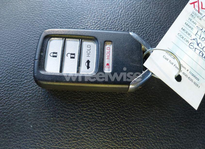 Photo 11 of 2019 Honda Accord SPORT (VIN 1HGCV1F37KA145900)