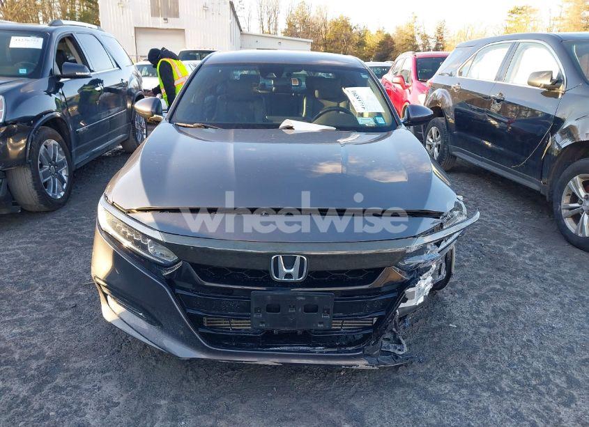 Photo 12 of 2019 Honda Accord SPORT (VIN 1HGCV1F37KA145900)