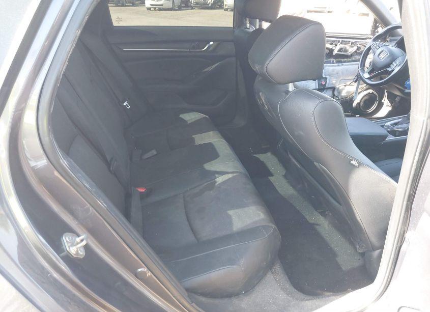Photo 8 of 2020 Honda Accord SPORT (VIN 1HGCV1F37LA053333)