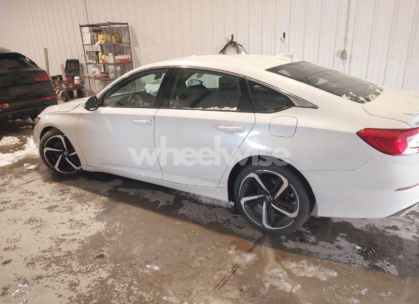Photo 3 of 2020 Honda Accord SPORT (VIN 1HGCV1F37LA056765)
