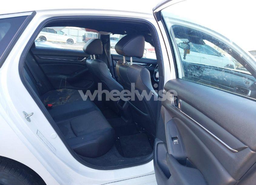 Photo 8 of 2020 Honda Accord SPORT (VIN 1HGCV1F37LA073999)