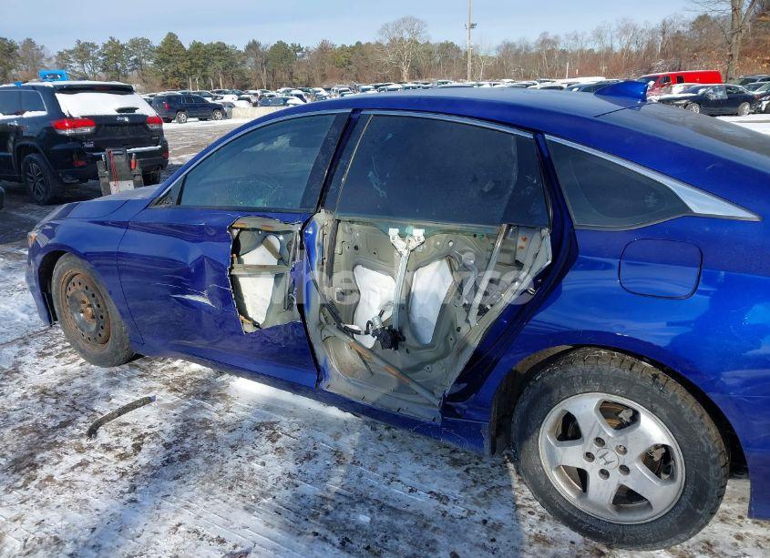 Photo 6 of 2020 Honda Accord SPORT (VIN 1HGCV1F37LA096229)