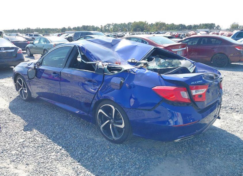 Photo 3 of 2020 Honda Accord SPORT (VIN 1HGCV1F37LA101526)