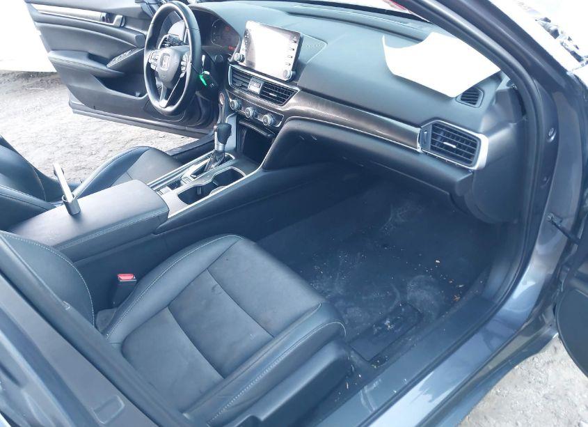 Photo 5 of 2020 Honda Accord SPORT (VIN 1HGCV1F37LA121694)