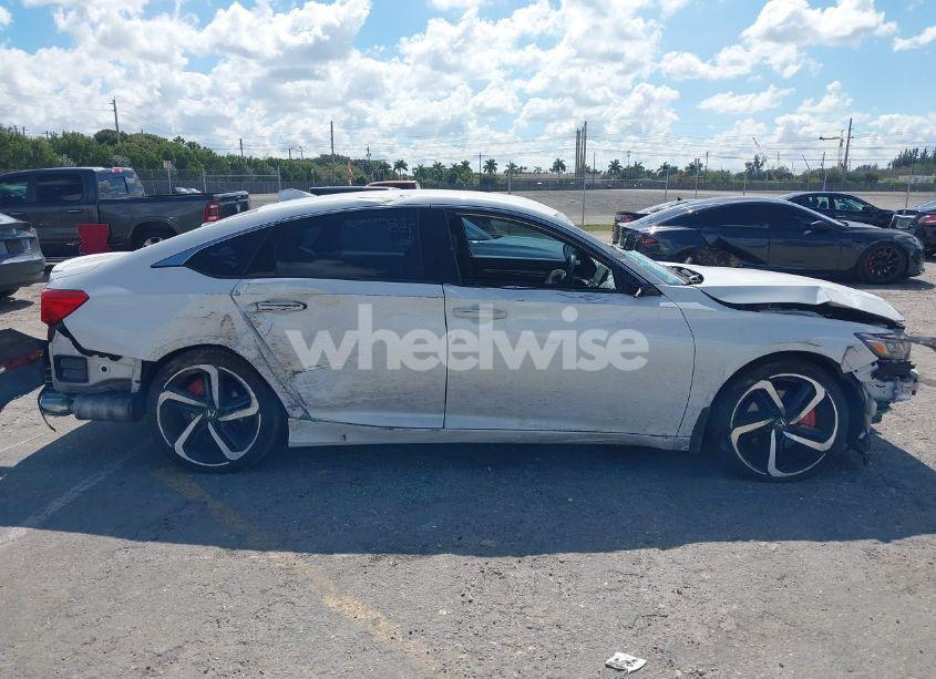 Photo 14 of 2020 Honda Accord SPORT (VIN 1HGCV1F37LA131755)