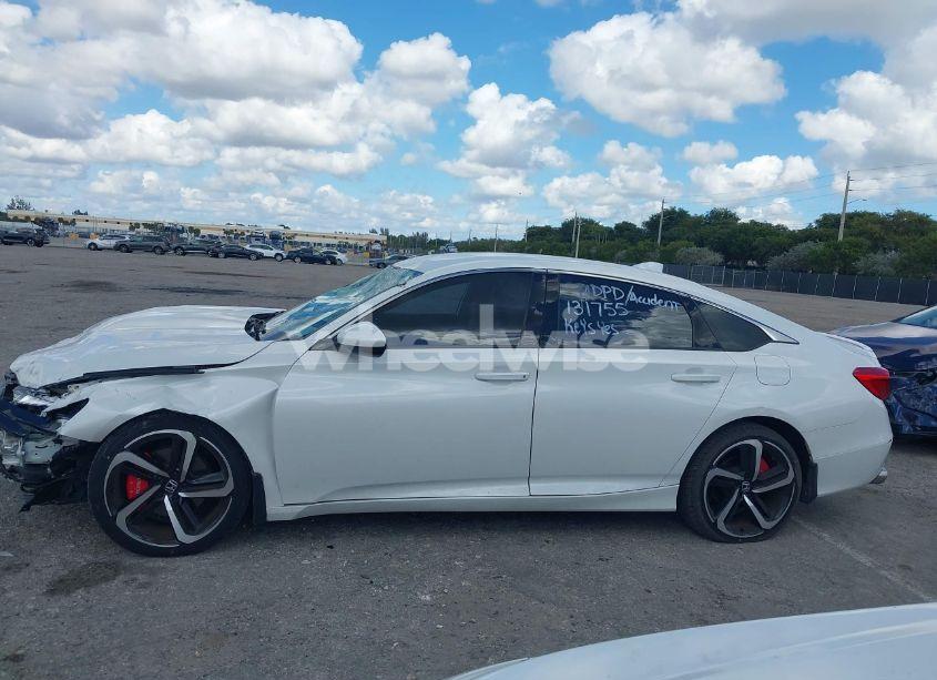 Photo 15 of 2020 Honda Accord SPORT (VIN 1HGCV1F37LA131755)