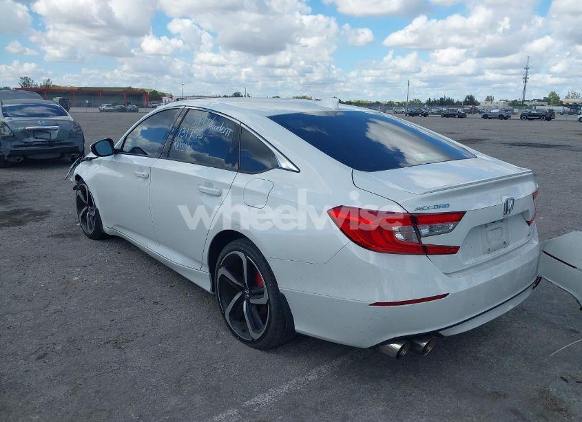 Photo 3 of 2020 Honda Accord SPORT (VIN 1HGCV1F37LA131755)