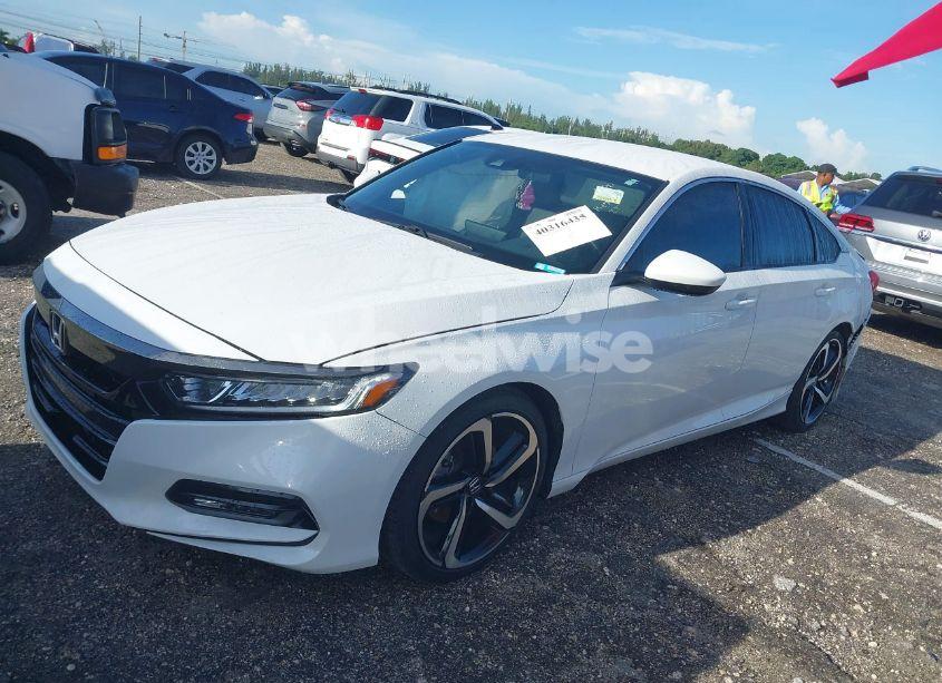 Photo 2 of 2020 Honda Accord SPORT (VIN 1HGCV1F37LA142738)