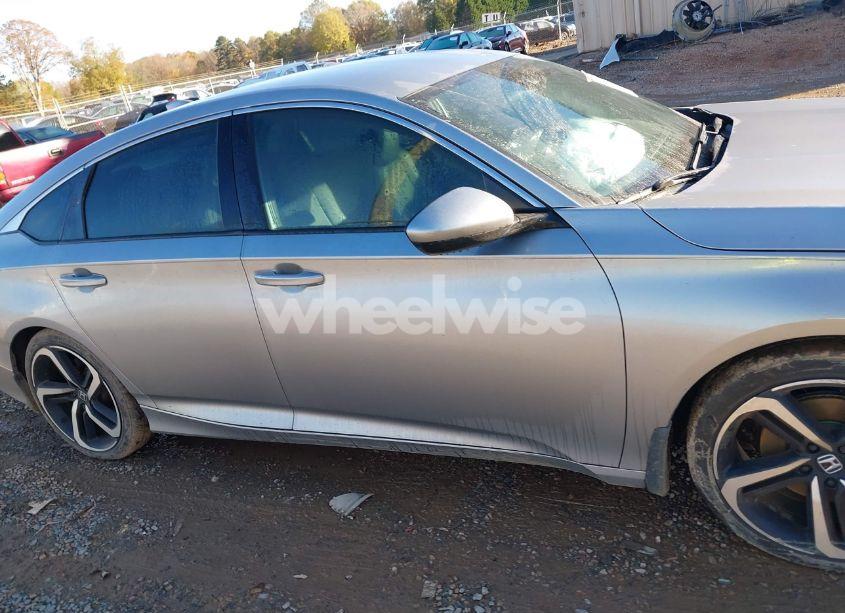 Photo 13 of 2020 Honda Accord SPORT (VIN 1HGCV1F37LA155781)