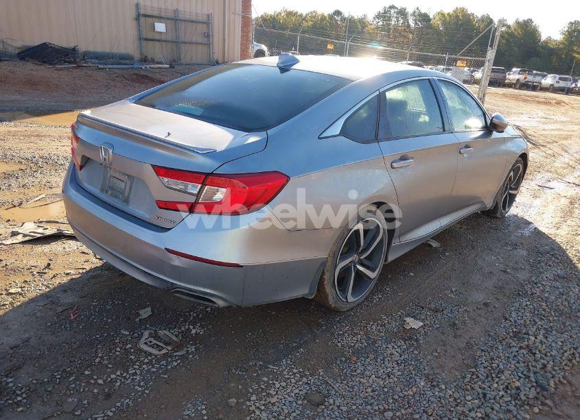 Photo 4 of 2020 Honda Accord SPORT (VIN 1HGCV1F37LA155781)